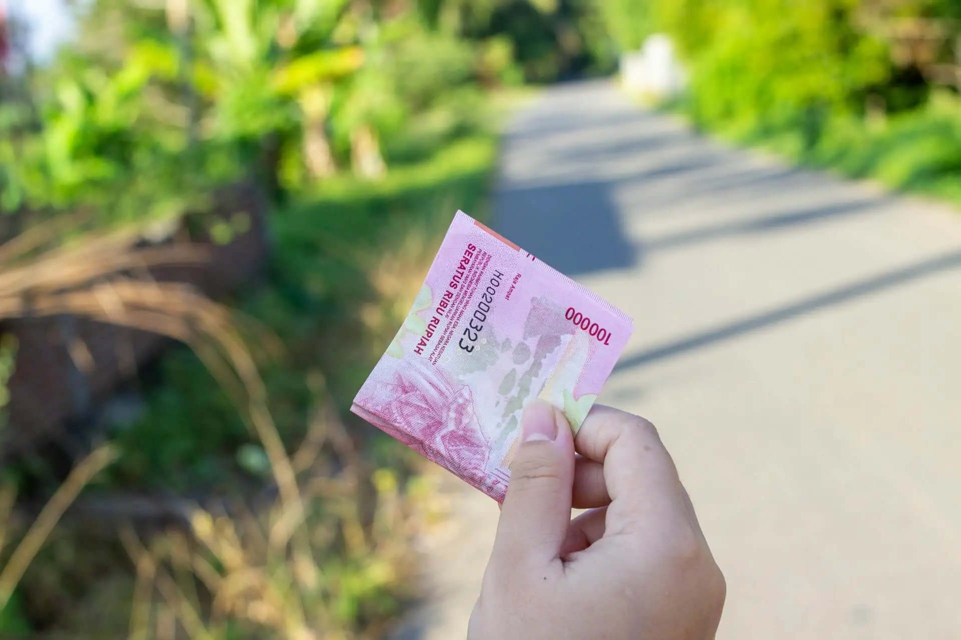 Tips Mengelola Gaji bagi Pekerja Urban Biar Enggak Boncos di Ongkos